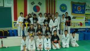 Foto de familia del curso 2013-2014. Infantiles.